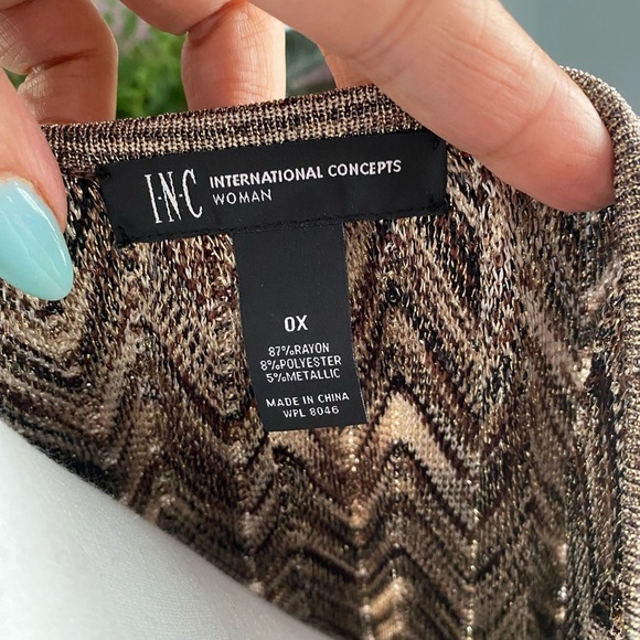 INC International Concepts Blouse Women’s Size Large Brown Chevron Pattern NWT - Picture 6 of 8